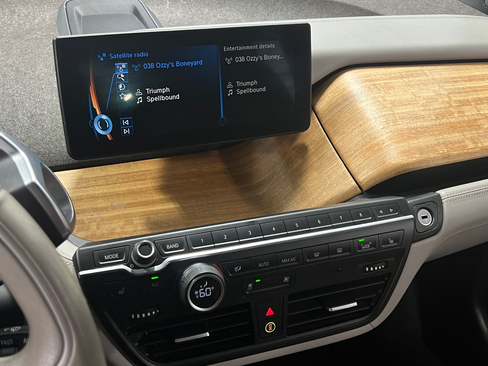 Thumbnail: 2015 BMW i3 - 4