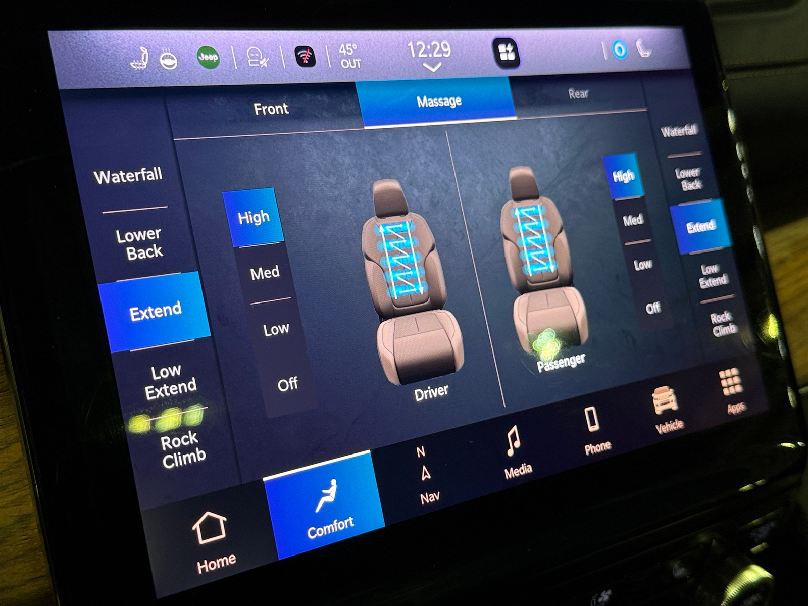 Thumbnail: 2023 Jeep Grand Cherokee - 3