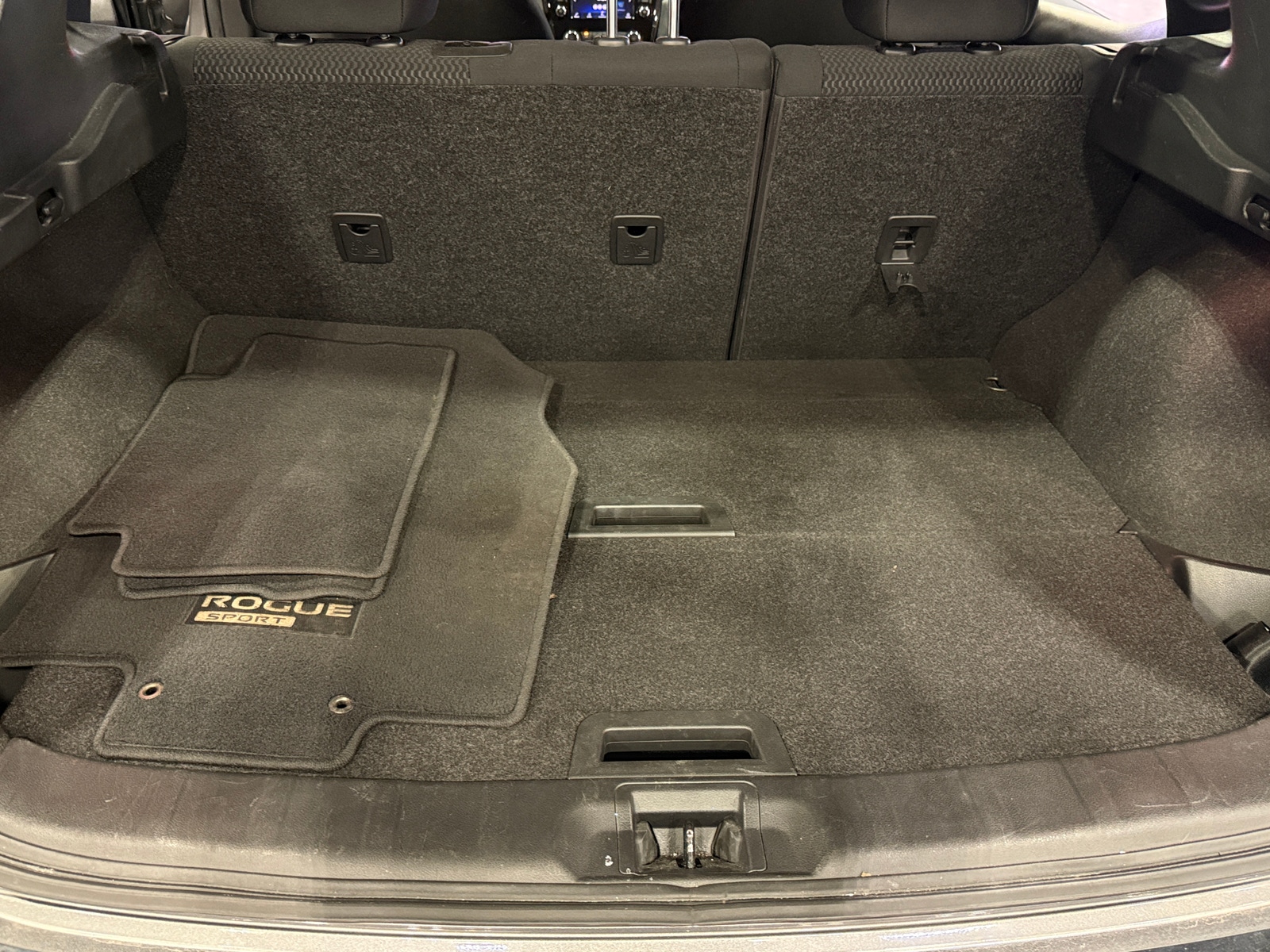 Thumbnail: 2019 Nissan Rogue Sport - 7