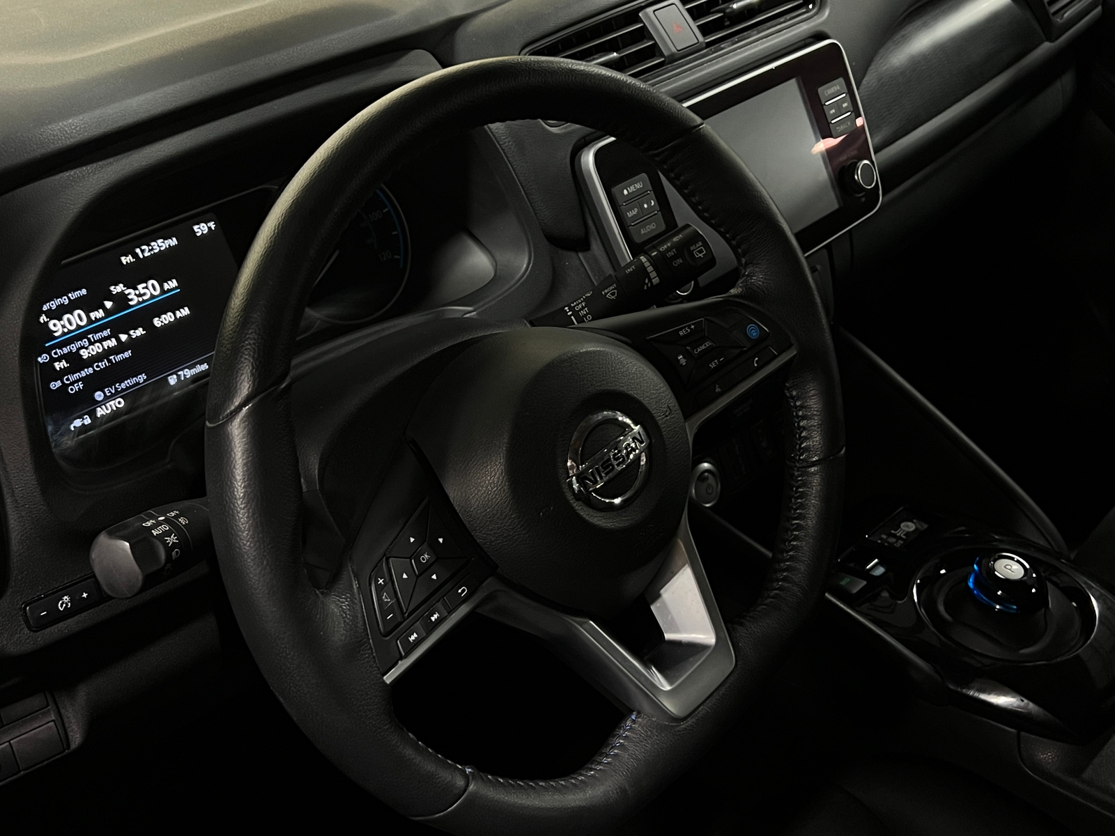 Thumbnail: 2022 Nissan Leaf - 5