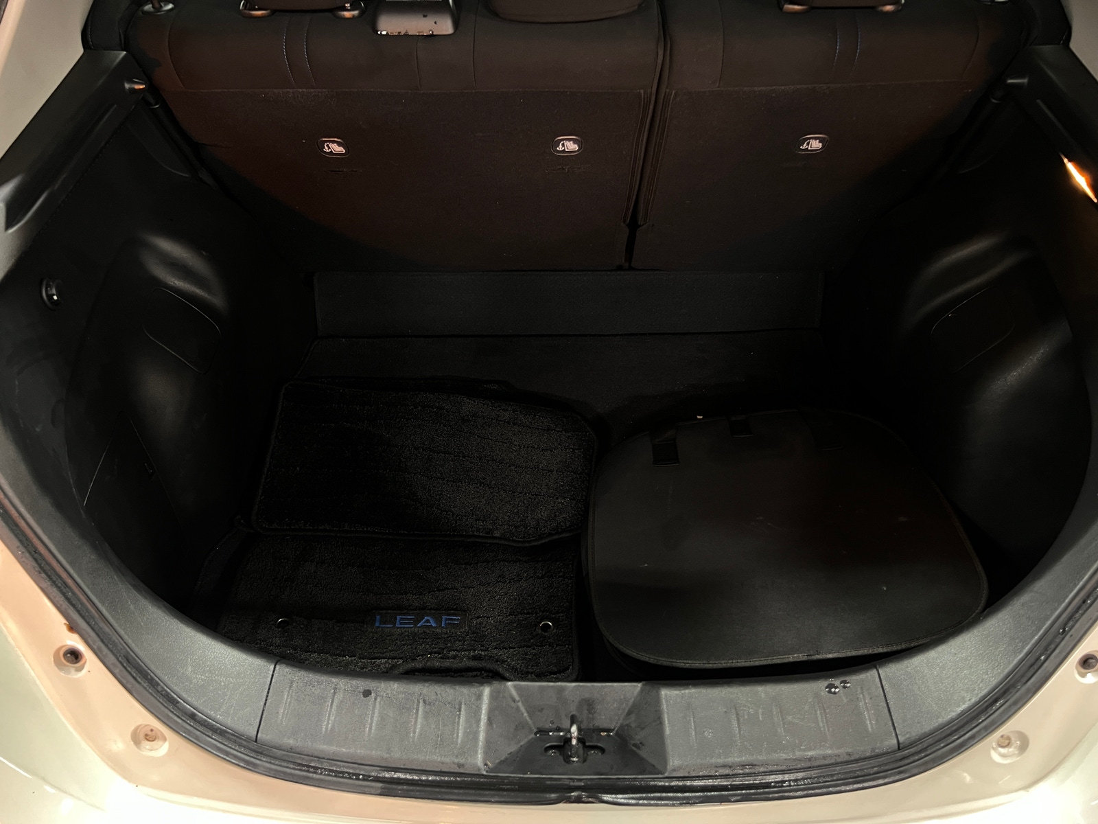 Thumbnail: 2022 Nissan Leaf - 7