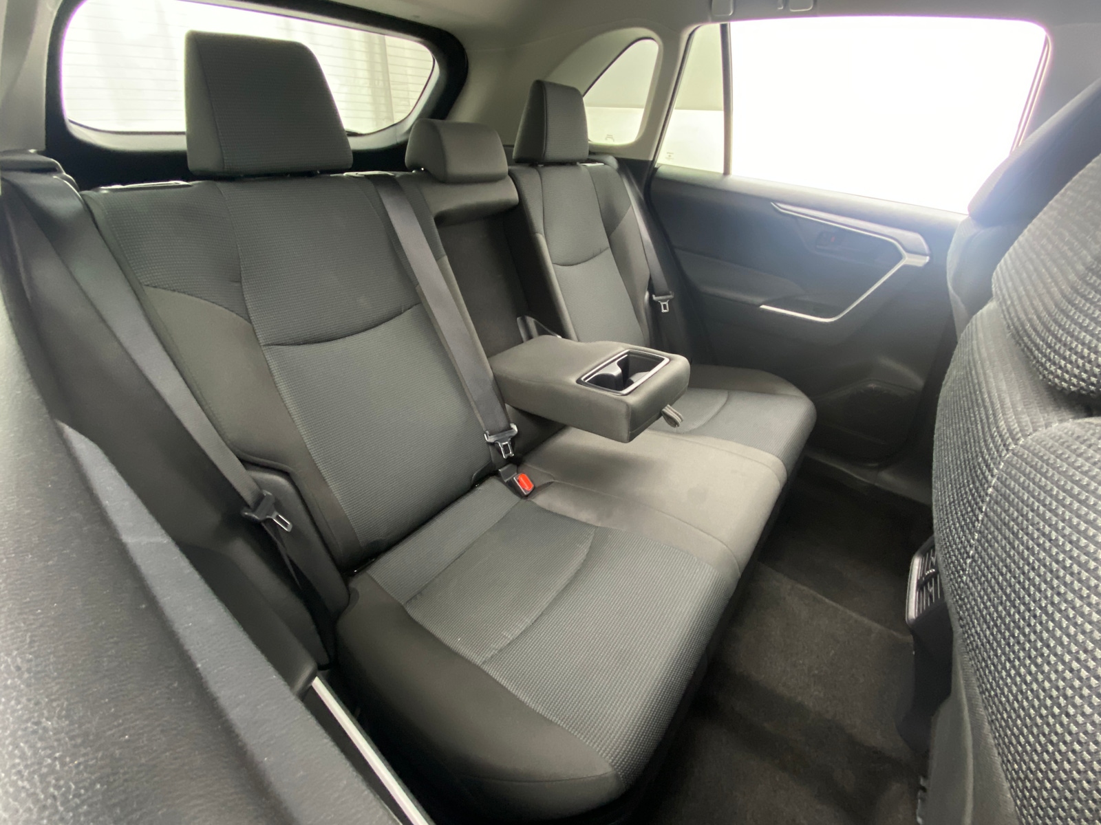 Thumbnail: 2025 Toyota RAV4 - 6