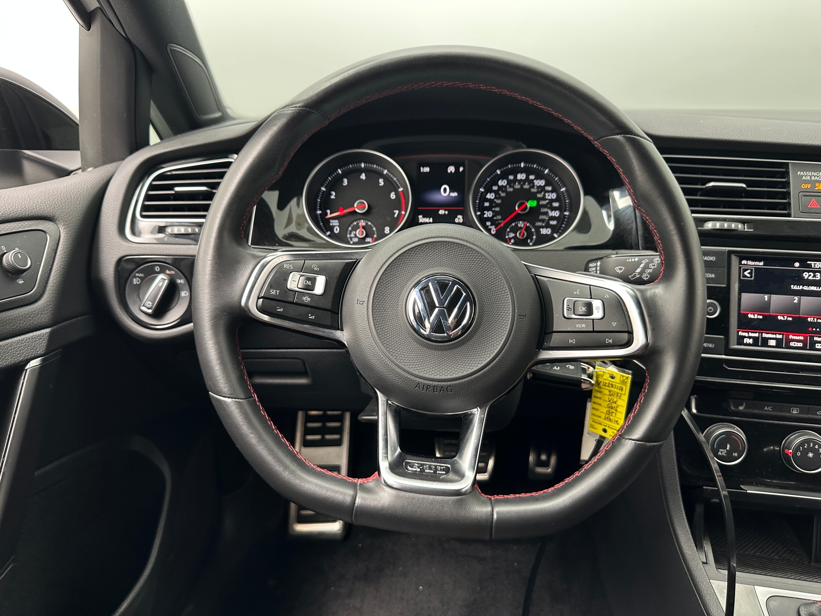 Thumbnail: 2021 Volkswagen Golf - 5