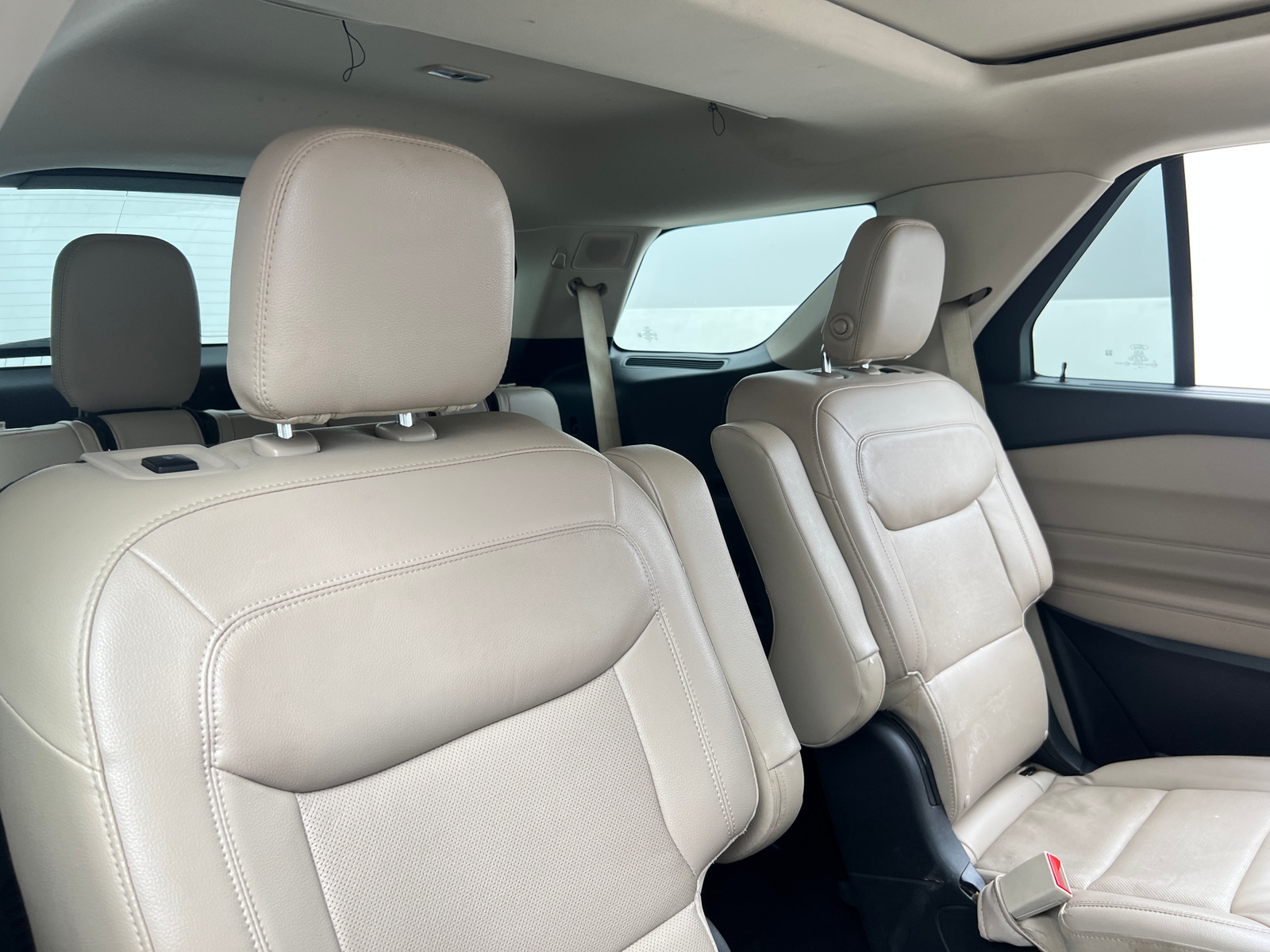 Thumbnail: 2020 Ford Explorer - 5