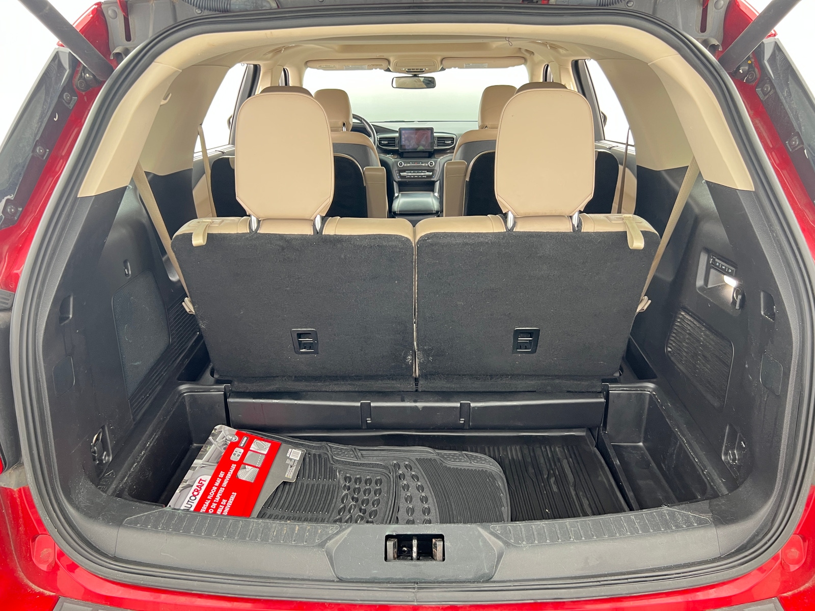 Thumbnail: 2020 Ford Explorer - 6