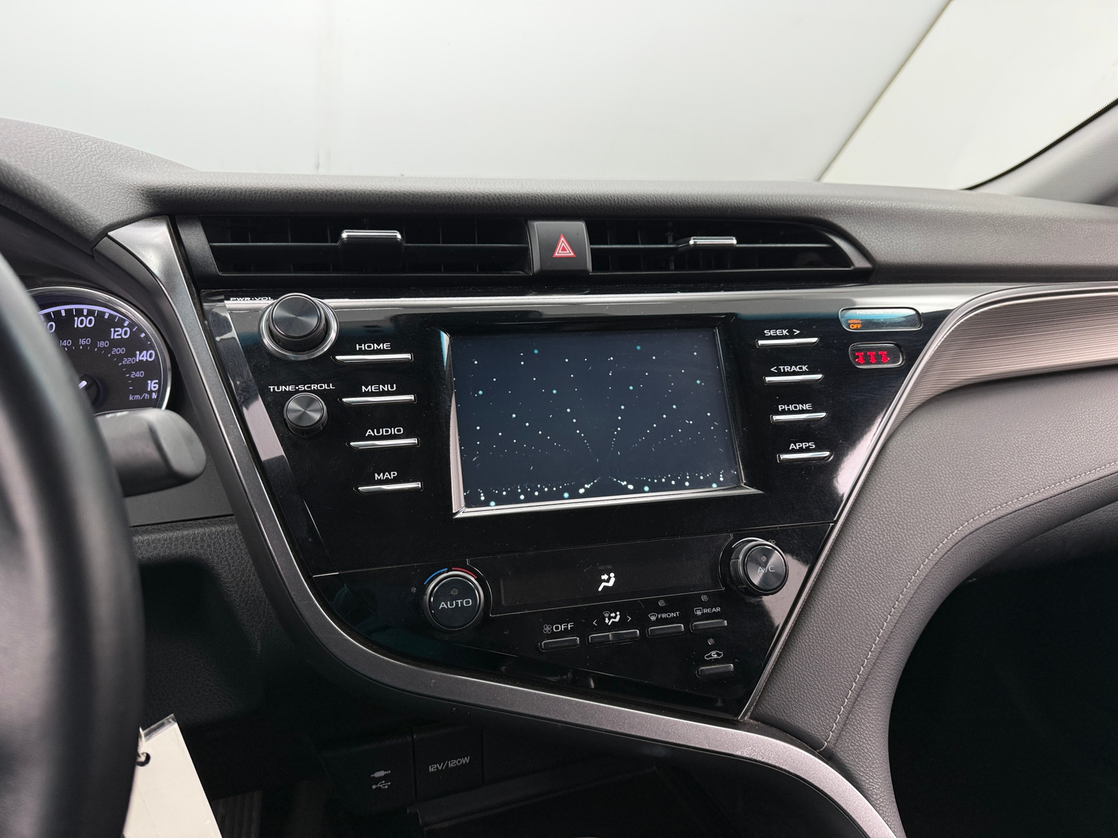 Thumbnail: 2019 Toyota Camry - 3