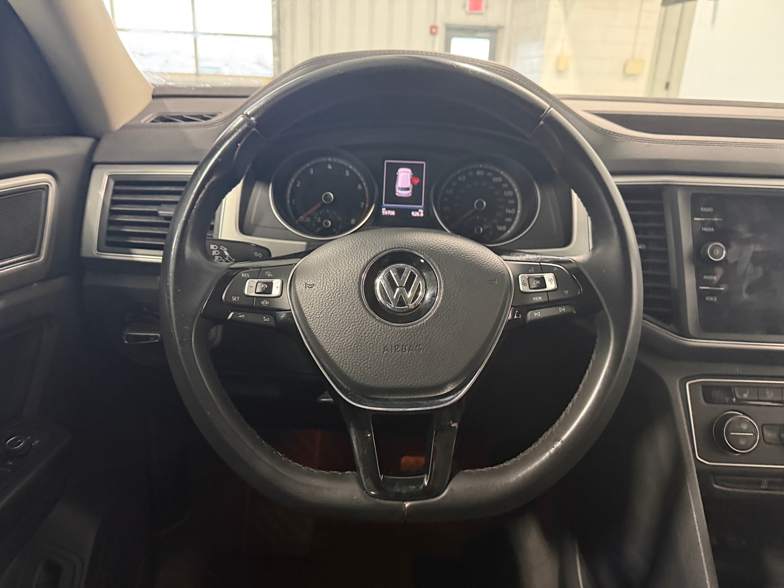 Thumbnail: 2019 Volkswagen Atlas - 4