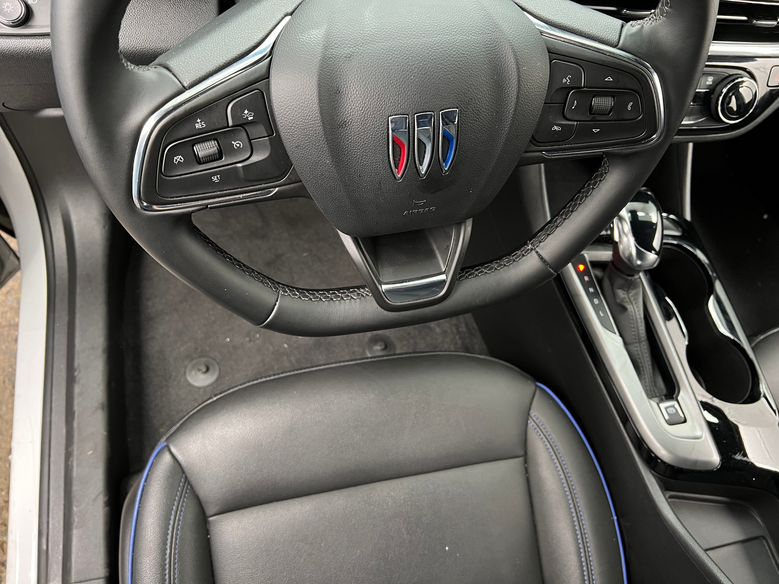 Thumbnail: 2025 Buick Envista - 5