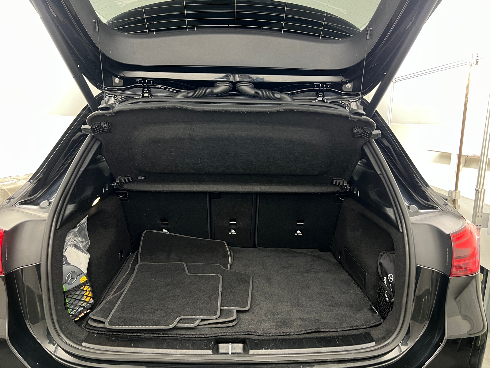 Thumbnail: 2025 Mercedes-Benz GLA - 6