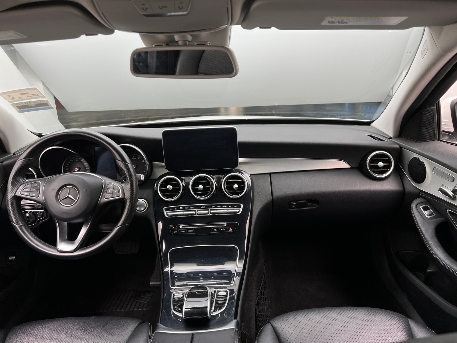 Thumbnail: 2016 Mercedes-Benz C-Class - 2