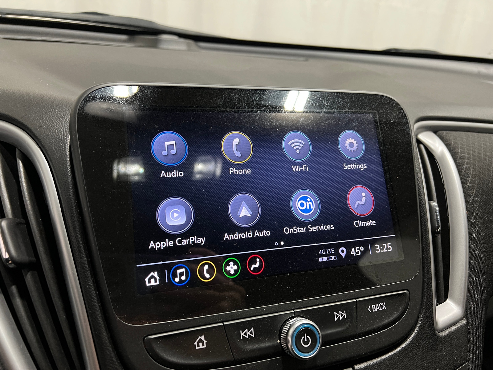 Thumbnail: 2024 Chevrolet Malibu - 4