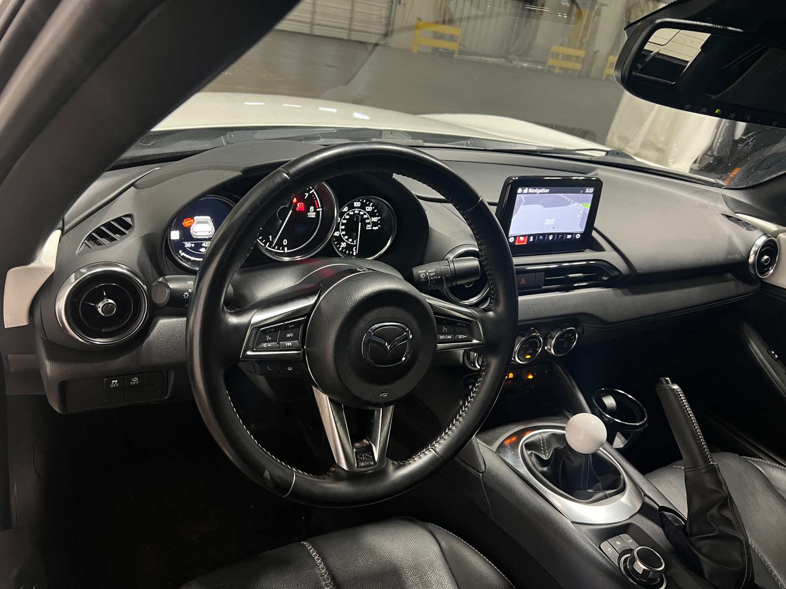 Thumbnail: 2021 Mazda MX-5 Miata - 2