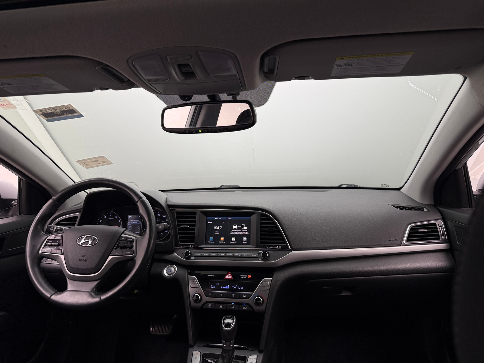 Thumbnail: 2018 Hyundai Elantra - 3