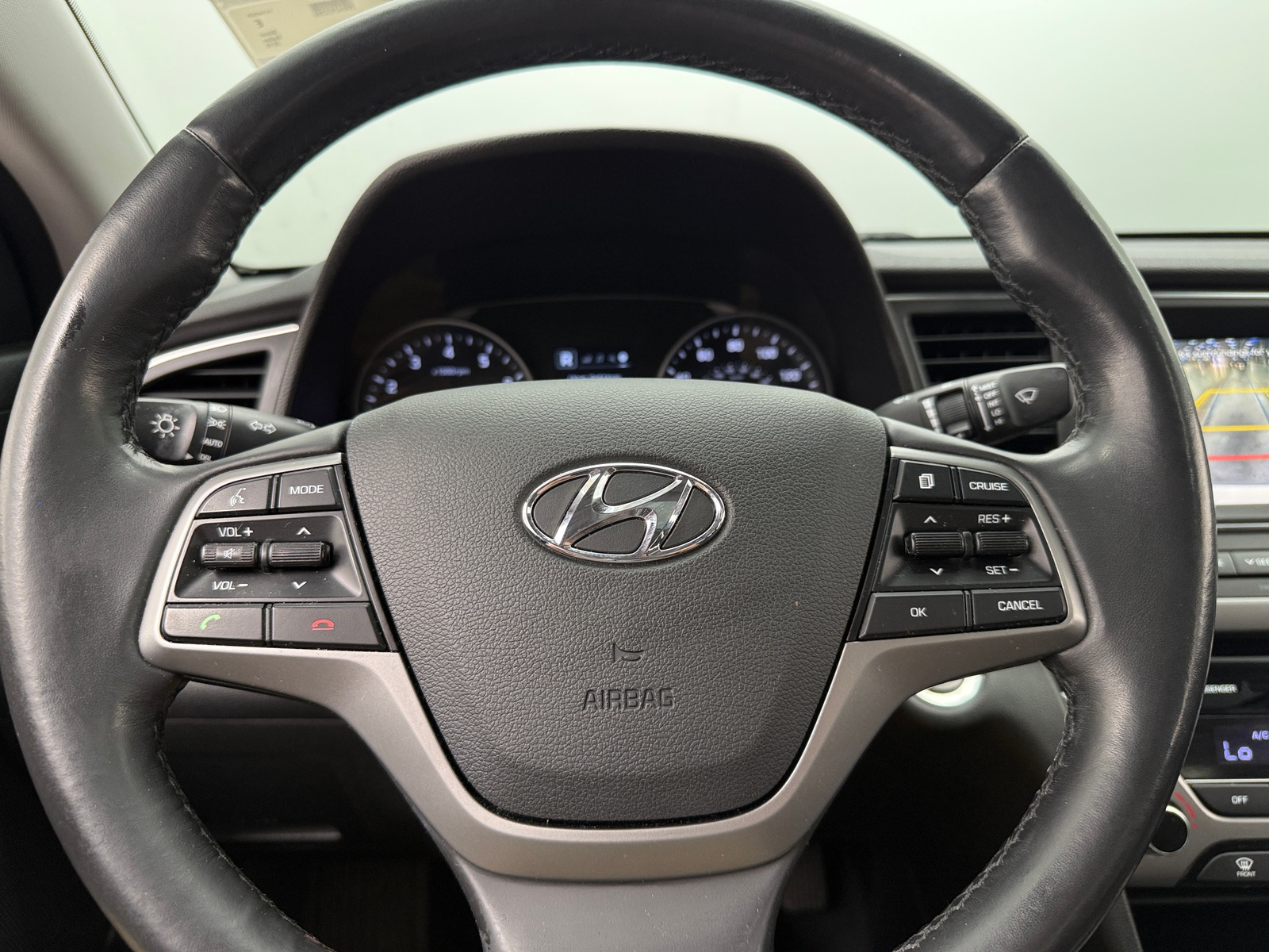 Thumbnail: 2018 Hyundai Elantra - 5