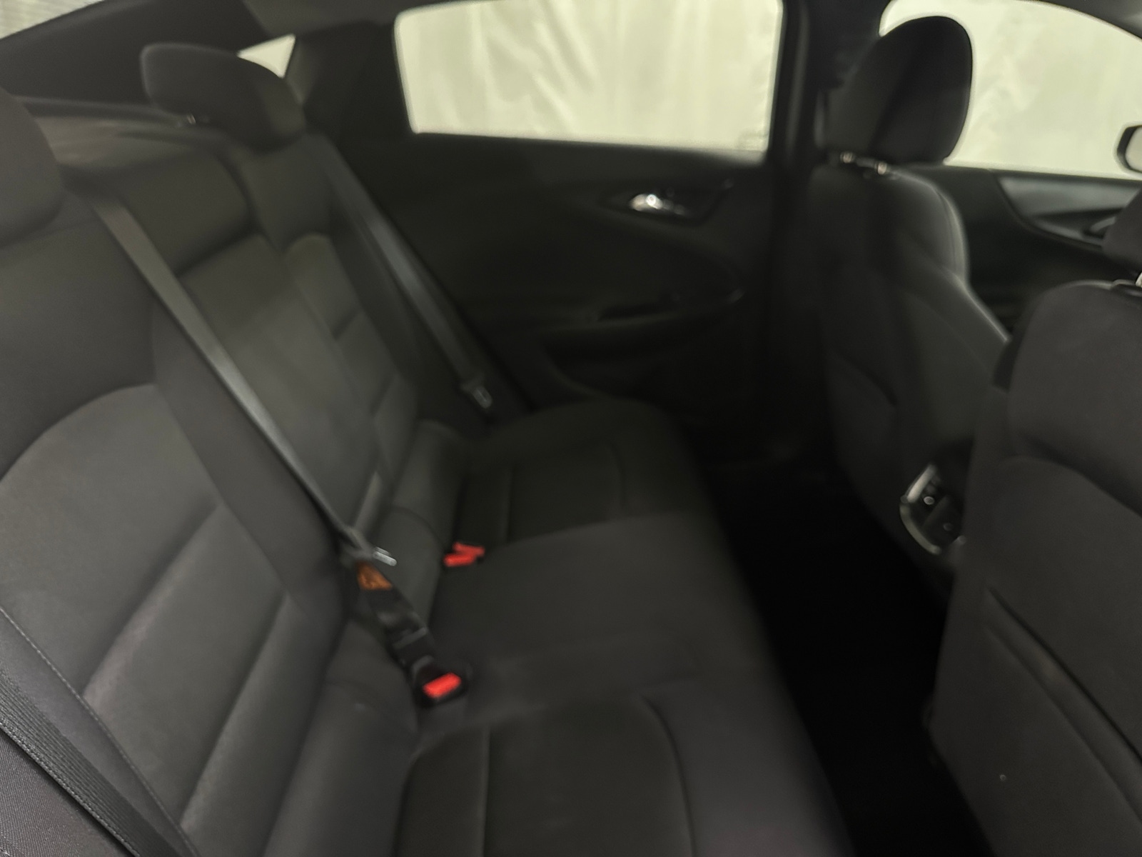 Thumbnail: 2017 Chevrolet Malibu - 6