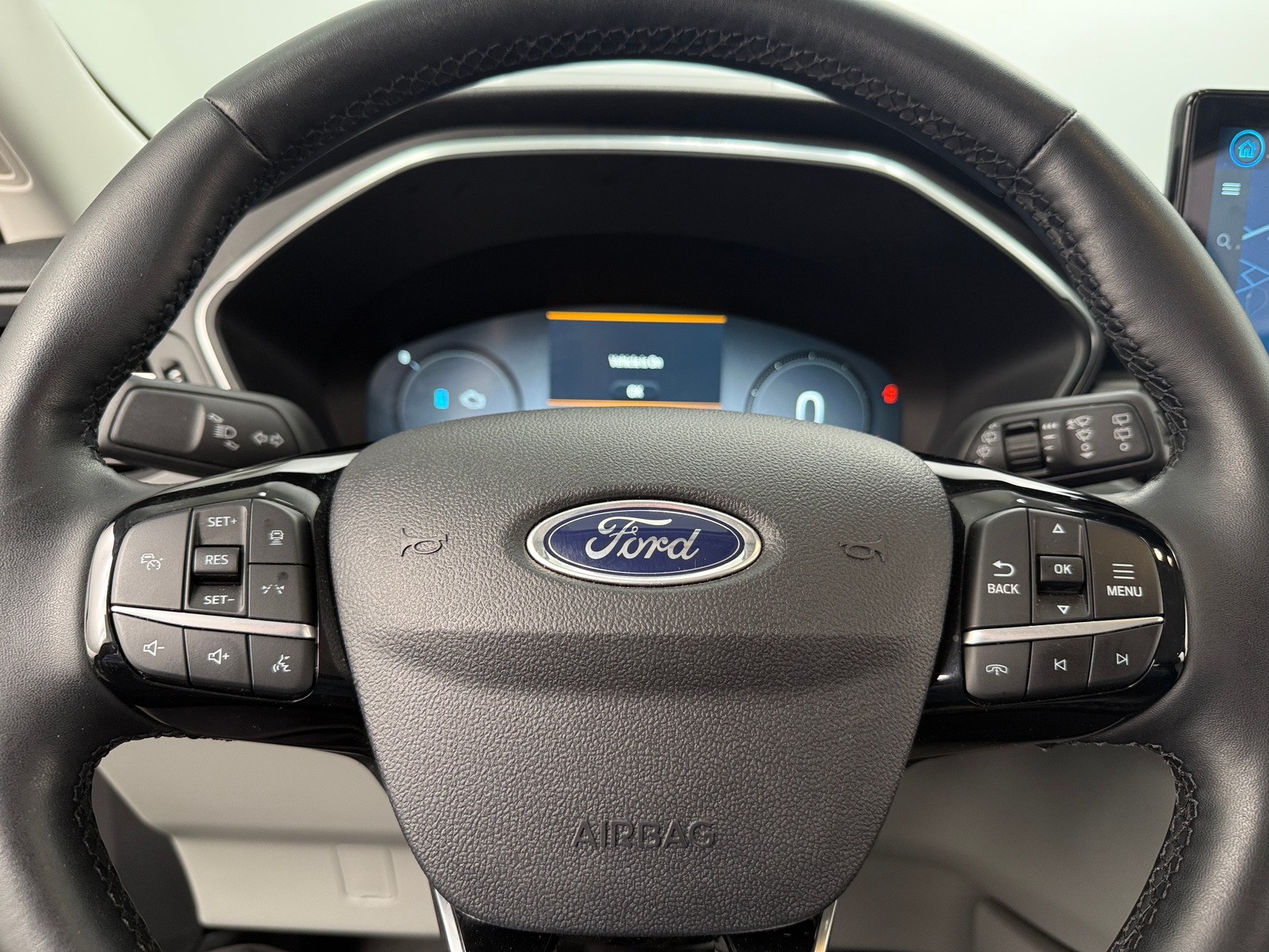 Thumbnail: 2025 Ford Escape - 4