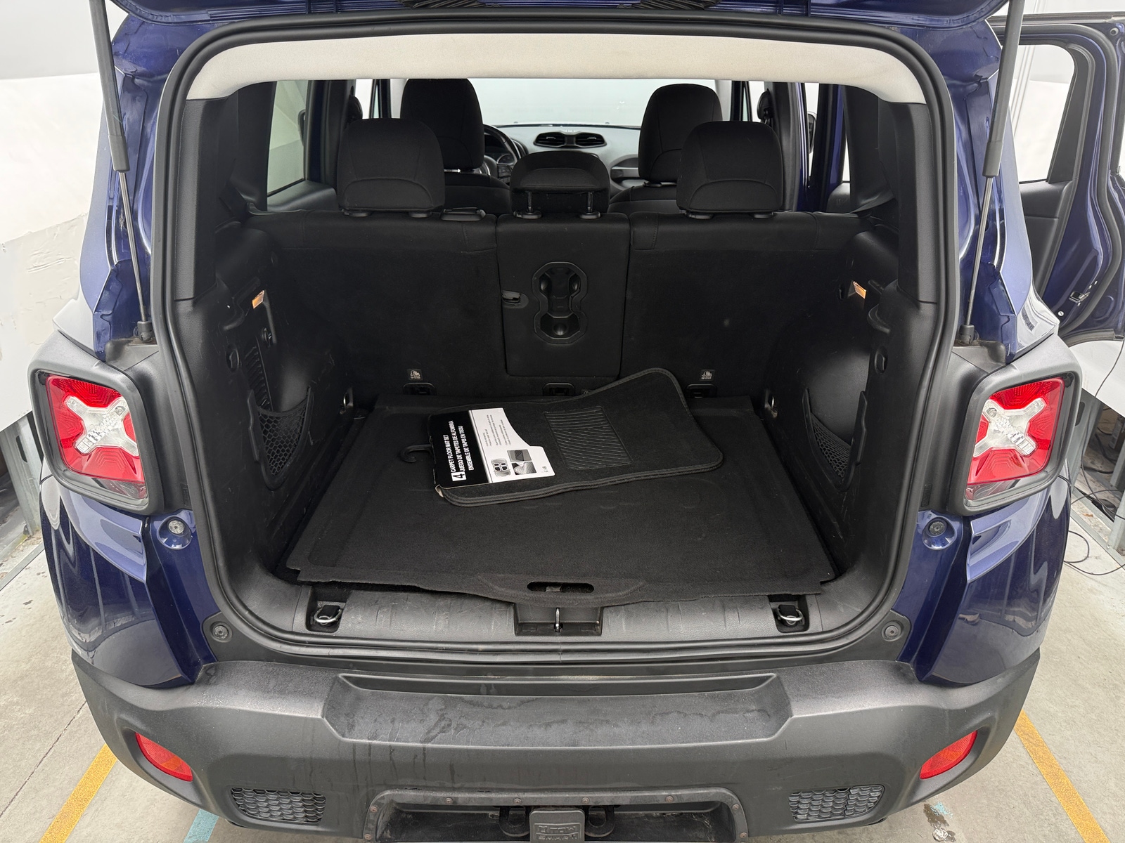 Thumbnail: 2017 Jeep Renegade - 7