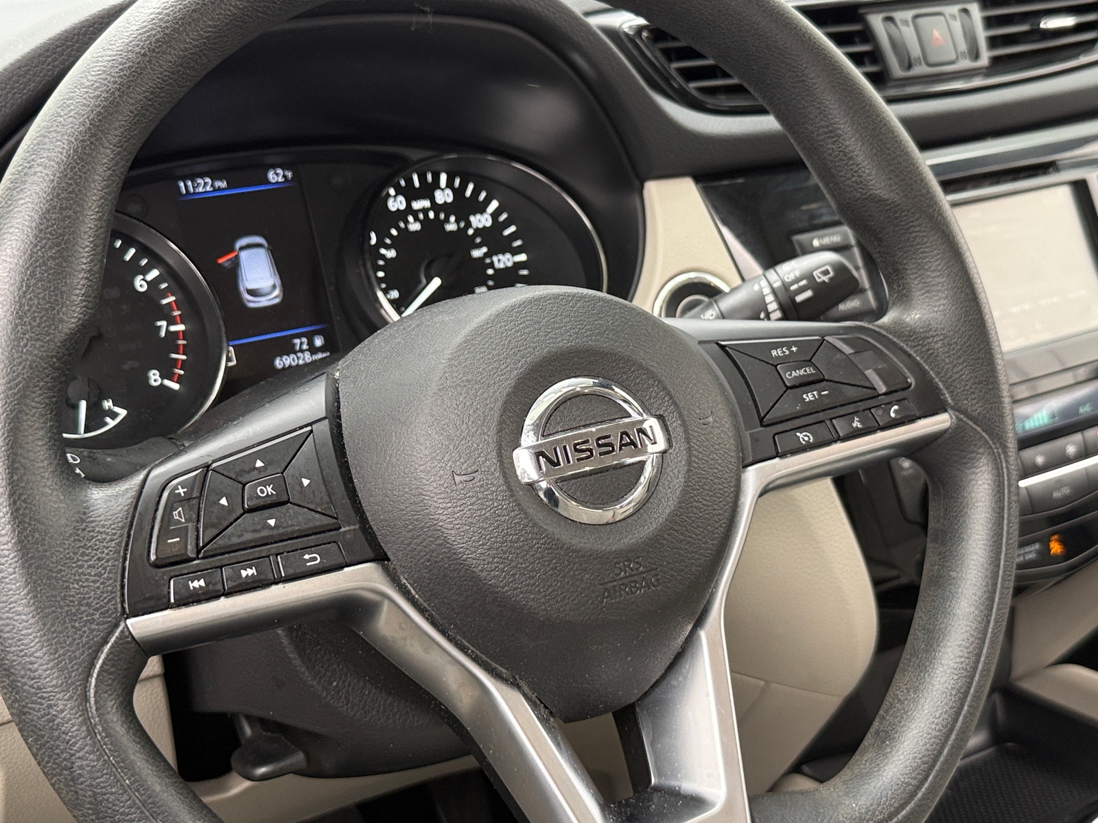 Thumbnail: 2020 Nissan Rogue Sport - 5