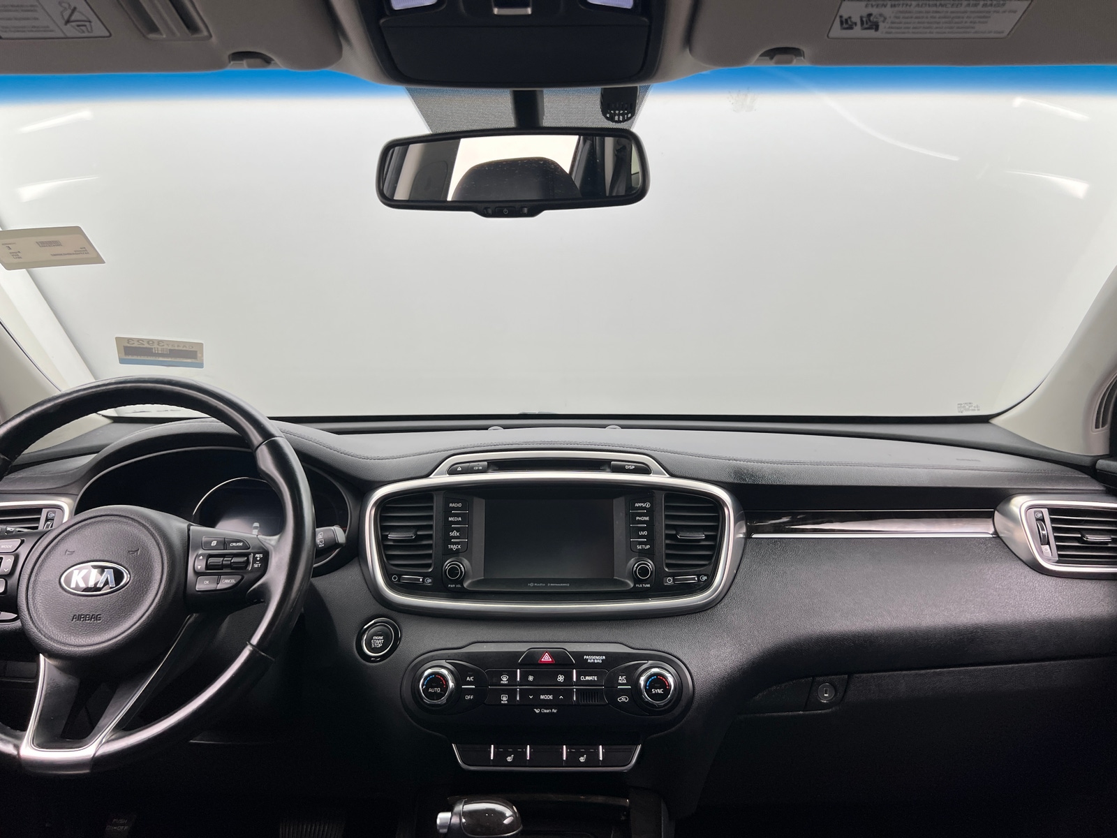 Thumbnail: 2017 Kia Sorento - 2