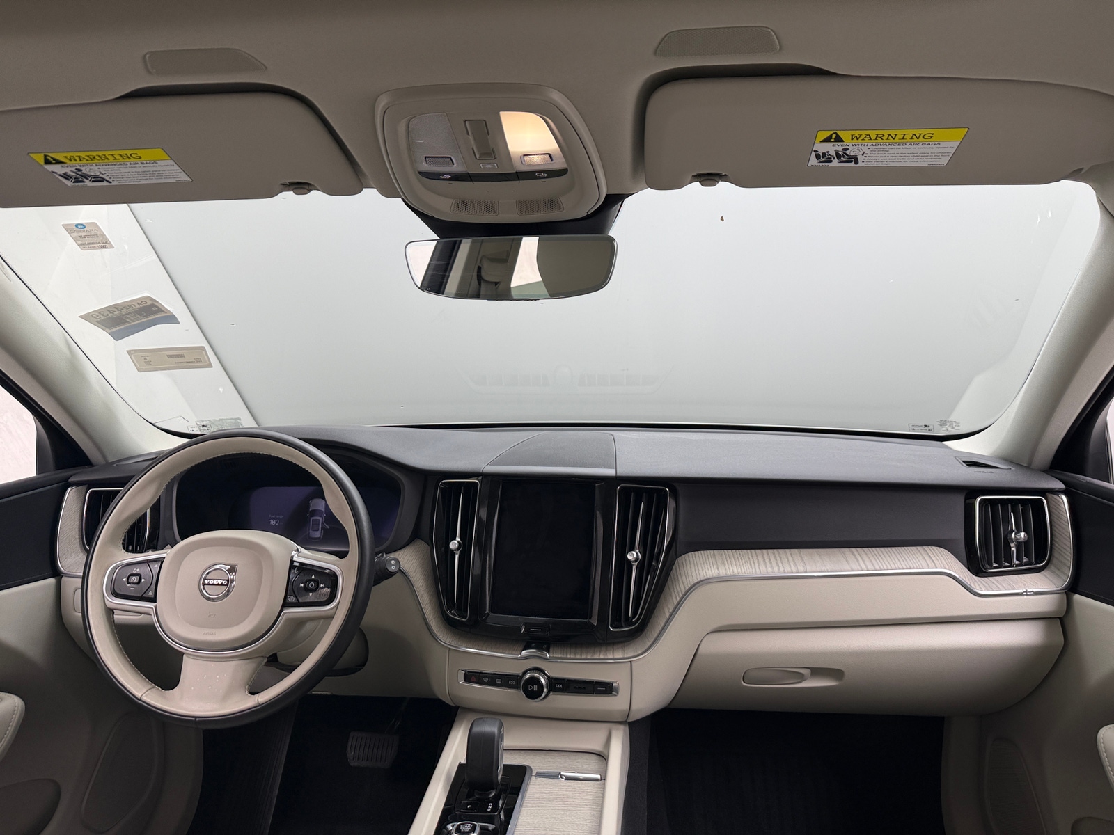 Thumbnail: 2023 Volvo XC60 - 2