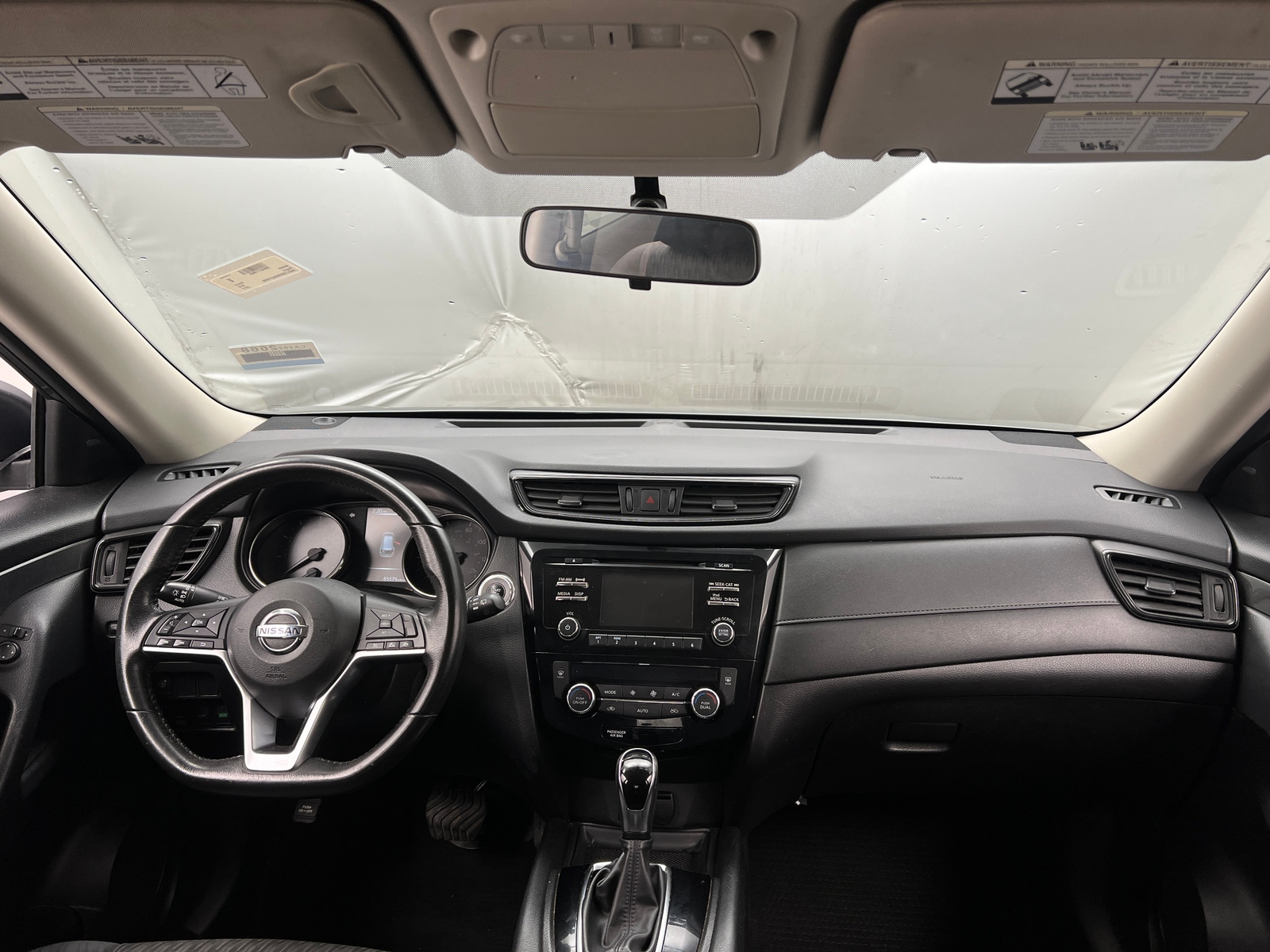 Thumbnail: 2017 Nissan Rogue - 3