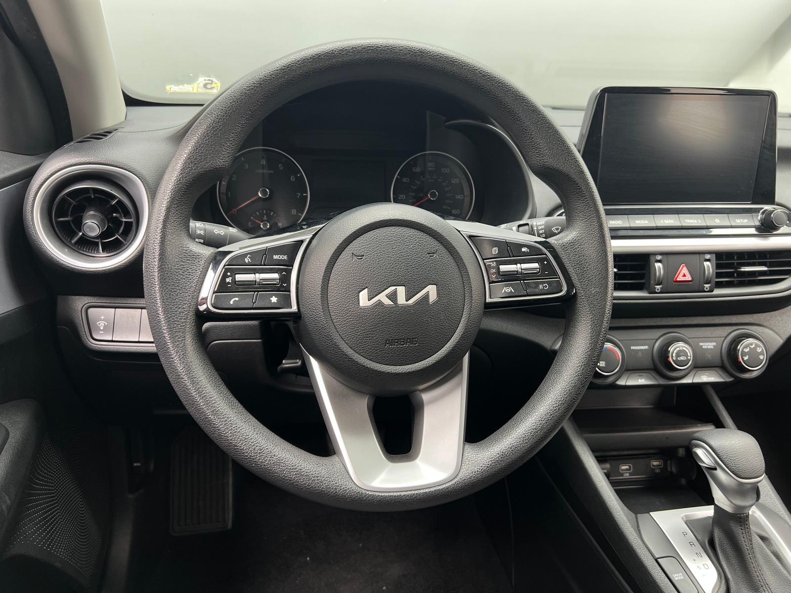 Thumbnail: 2024 Kia Forte - 5