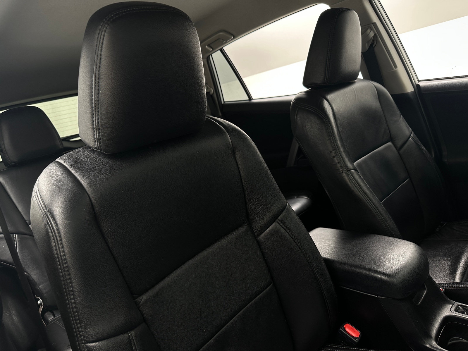 Thumbnail: 2017 Toyota RAV4 - 2