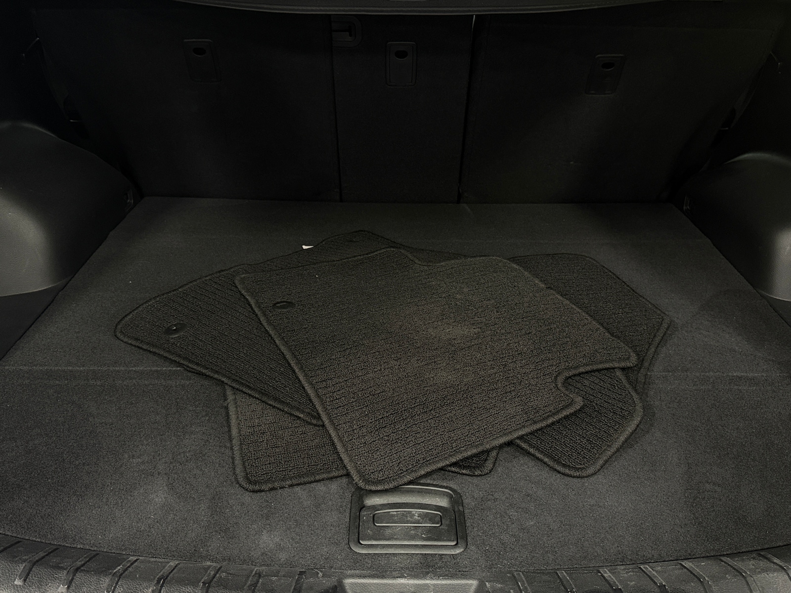 Thumbnail: 2014 Hyundai Santa Fe - 7