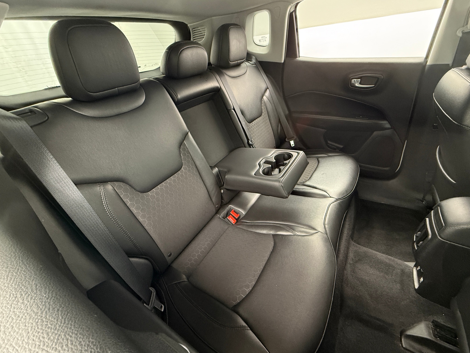 Thumbnail: 2018 Jeep Compass - 6