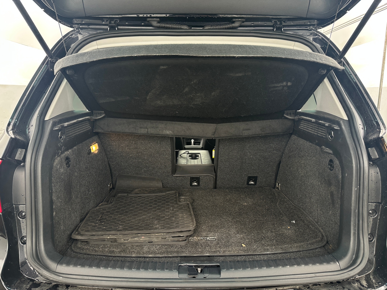 Thumbnail: 2017 Volkswagen Tiguan - 6