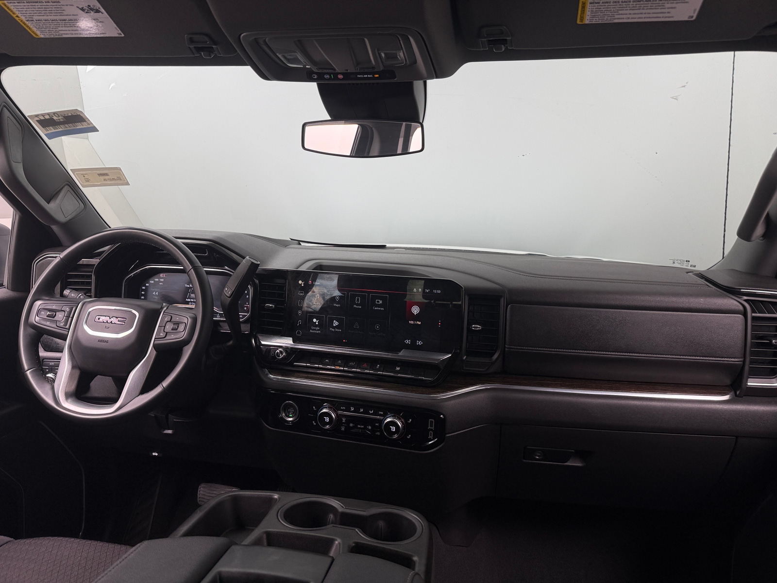 Thumbnail: 2024 GMC Sierra 1500 - 3