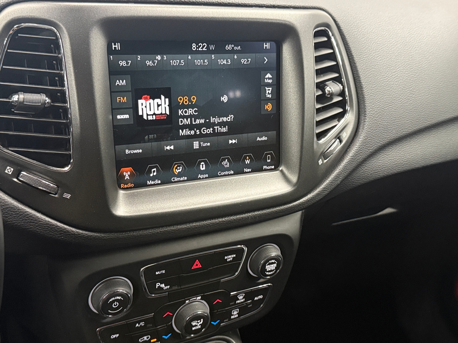 Thumbnail: 2018 Jeep Compass - 3