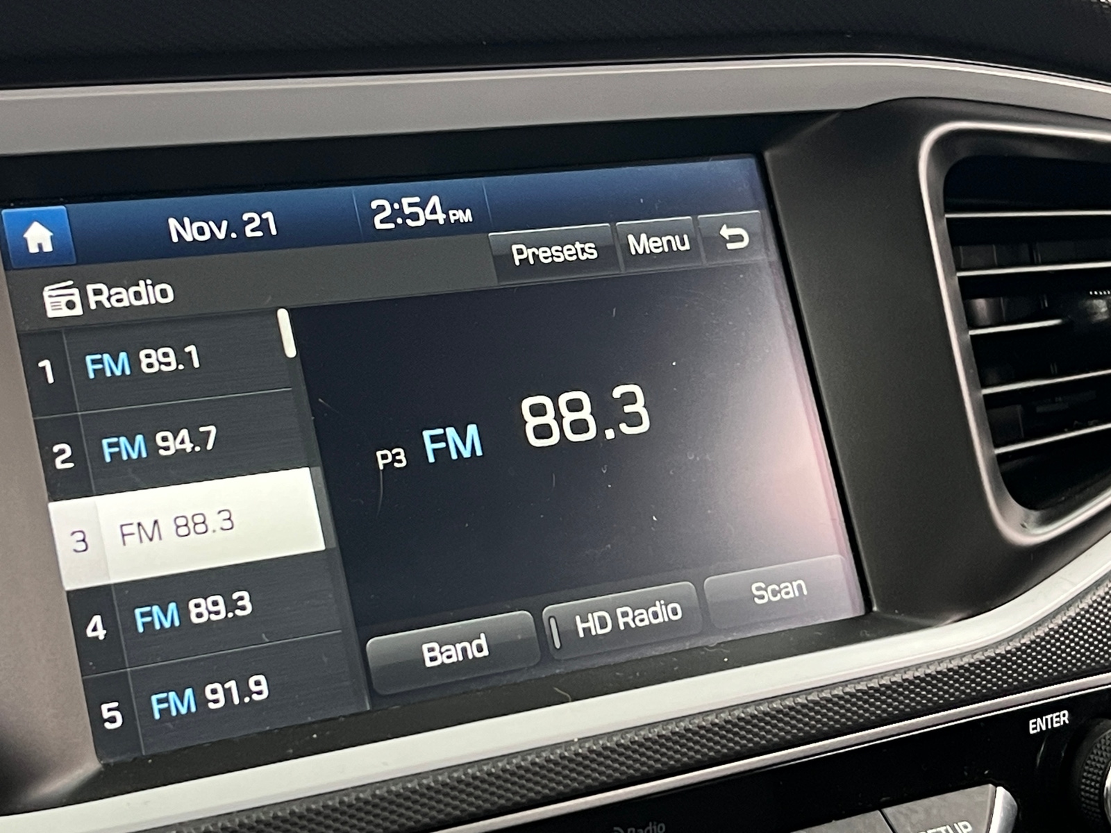 Thumbnail: 2018 Hyundai Ioniq - 4