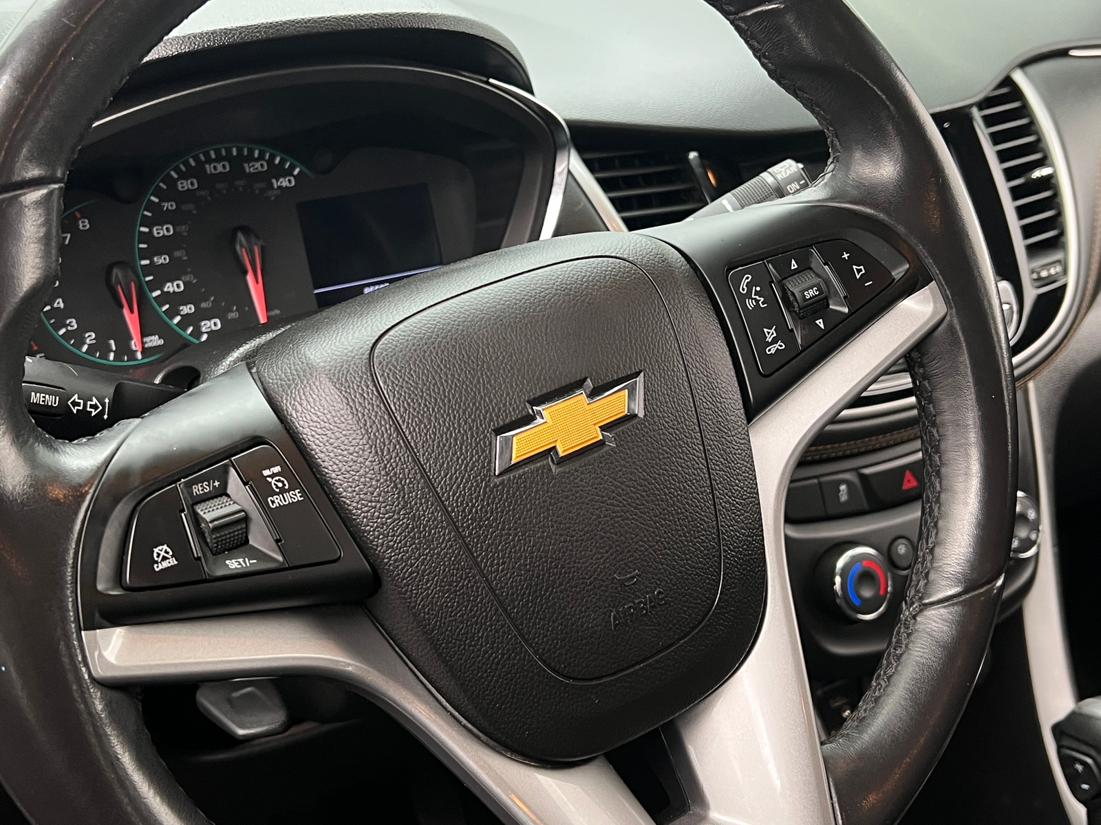 Thumbnail: 2019 Chevrolet Trax - 5