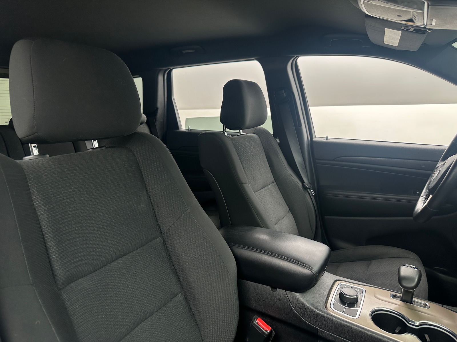 Thumbnail: 2015 Jeep Grand Cherokee - 2