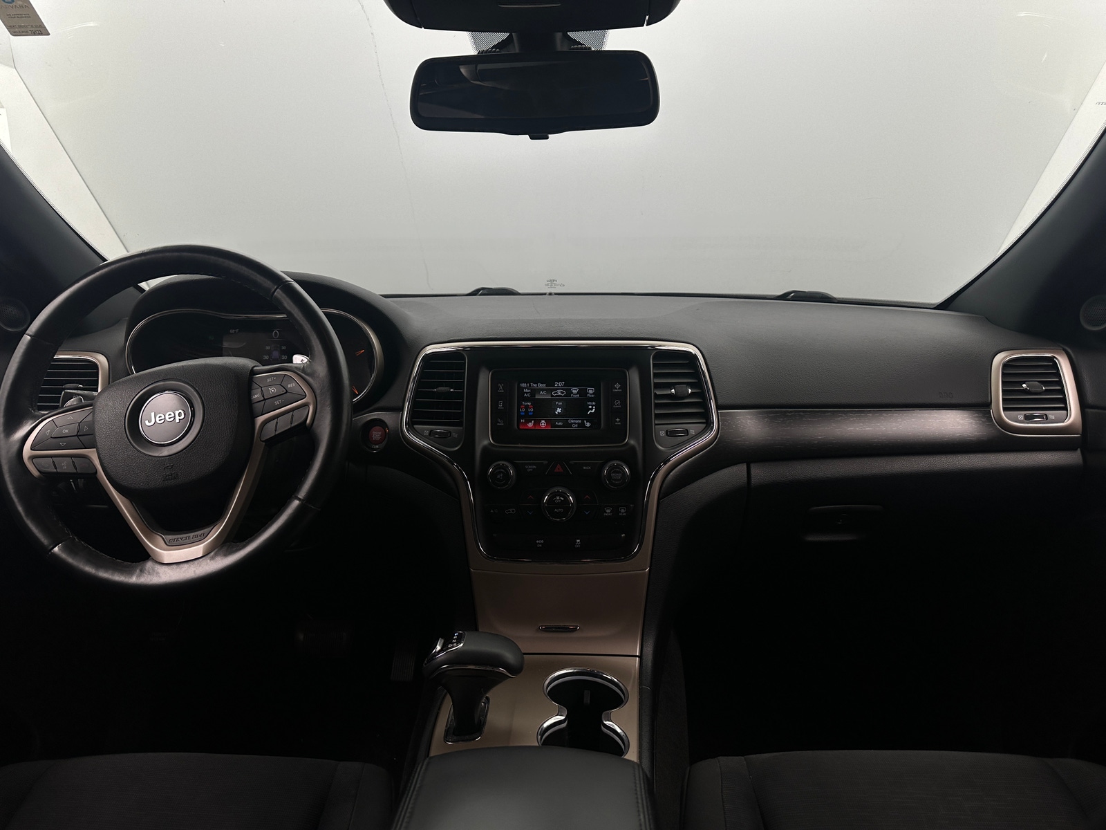 Thumbnail: 2015 Jeep Grand Cherokee - 3