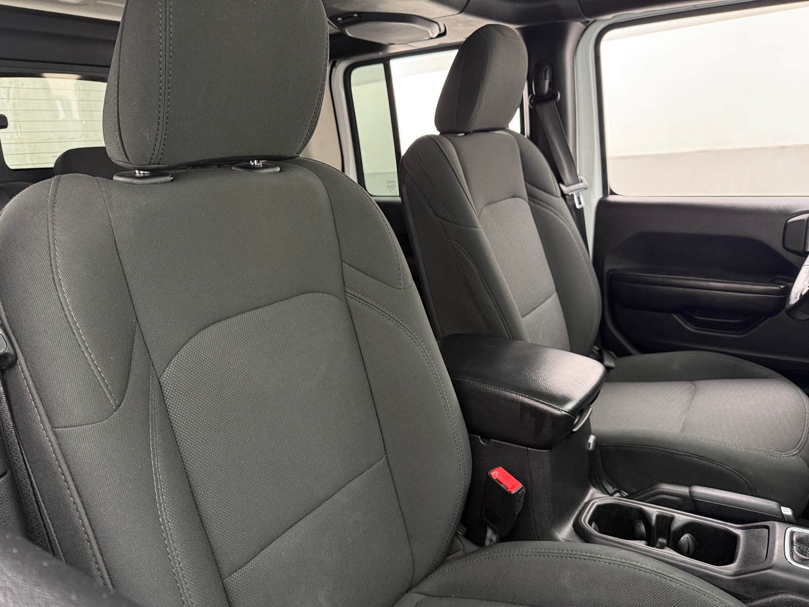 Thumbnail: 2021 Jeep Gladiator - 2