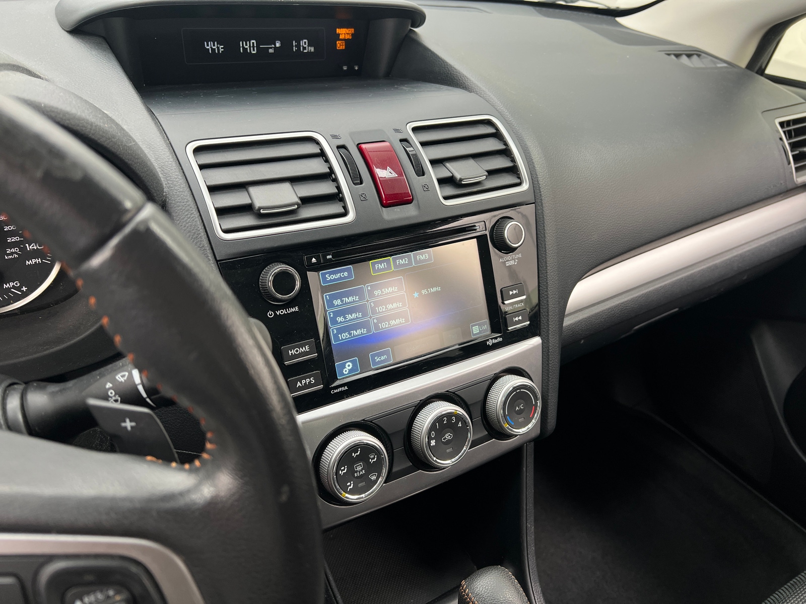 Thumbnail: 2017 Subaru Crosstrek - 4