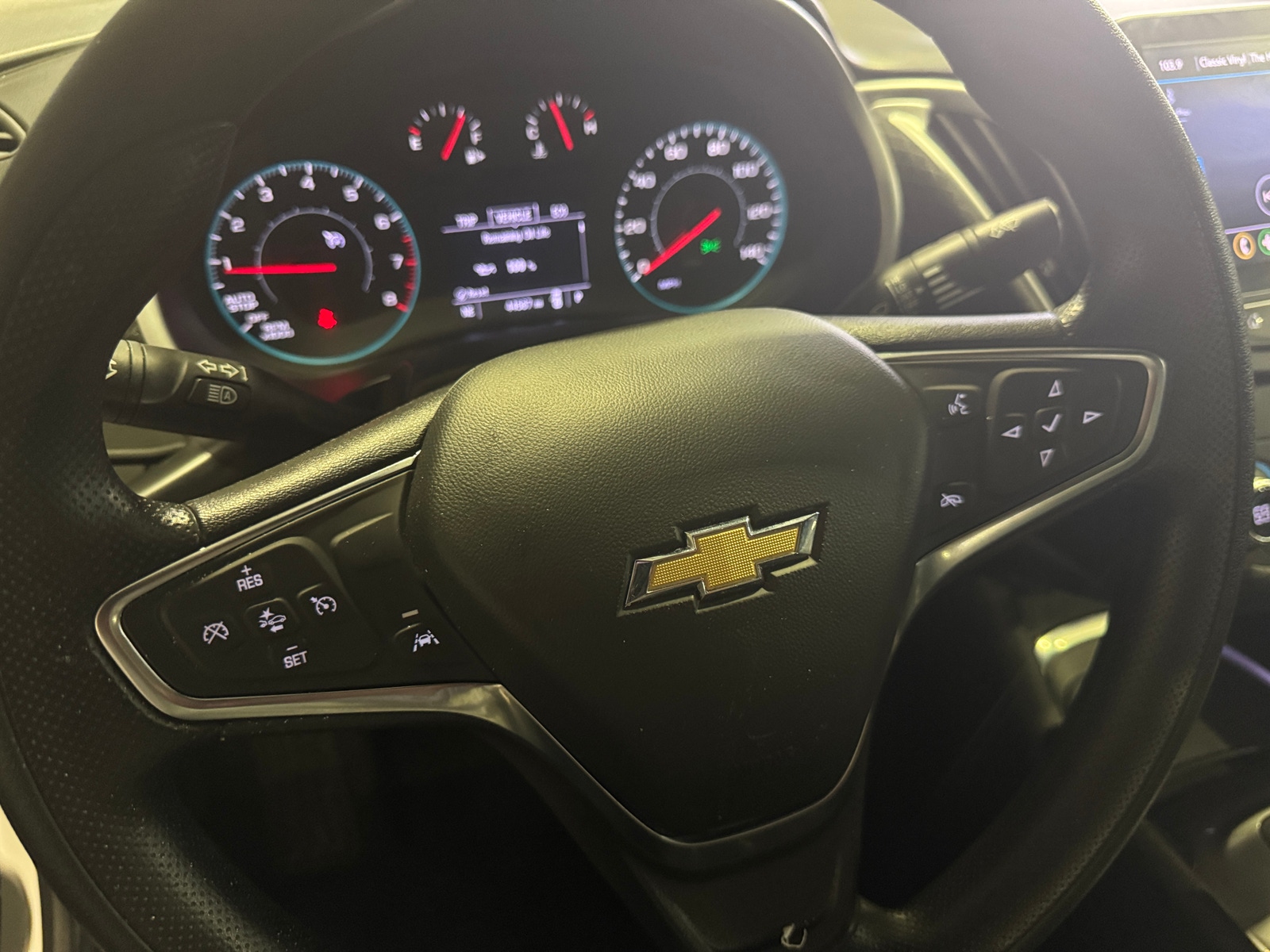 Thumbnail: 2024 Chevrolet Malibu - 5