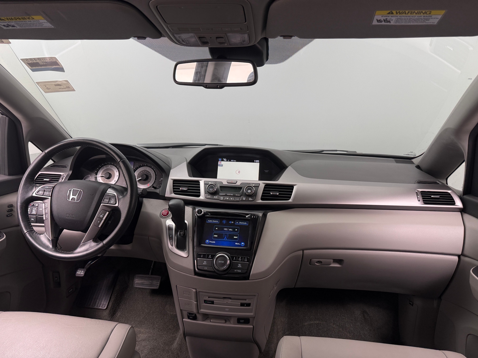 Thumbnail: 2017 Honda Odyssey - 2