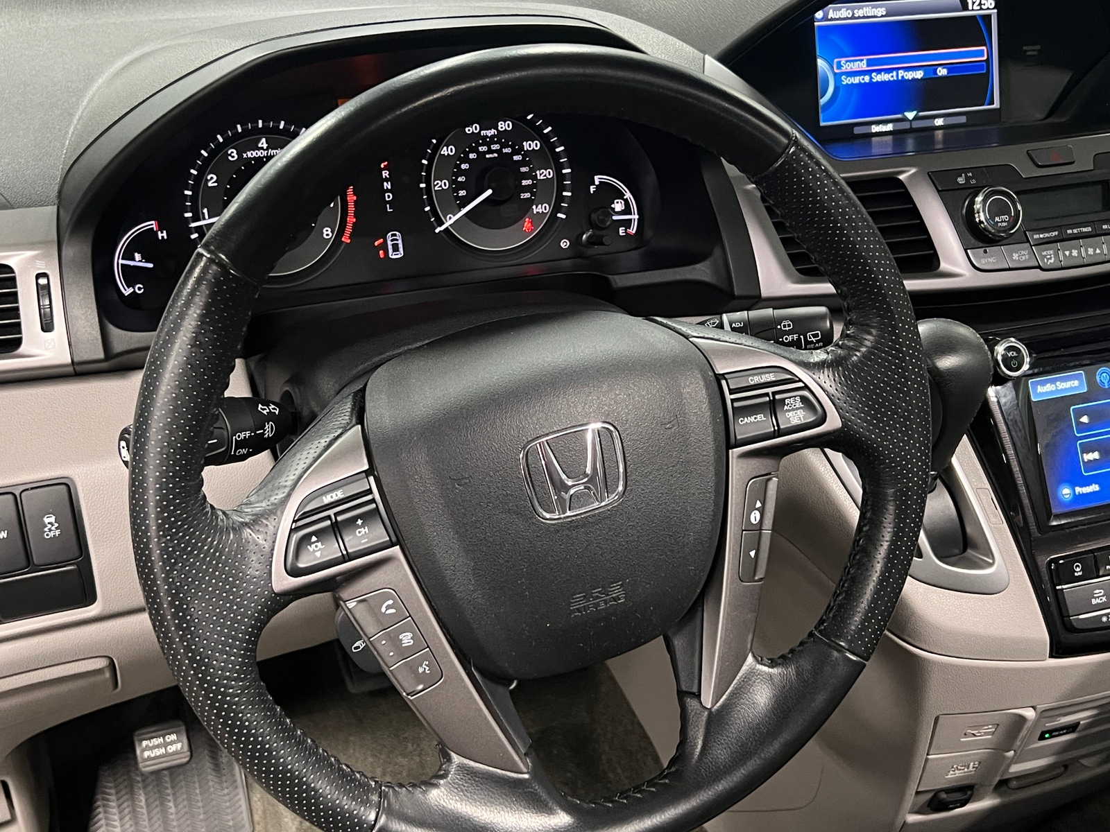 Thumbnail: 2017 Honda Odyssey - 4