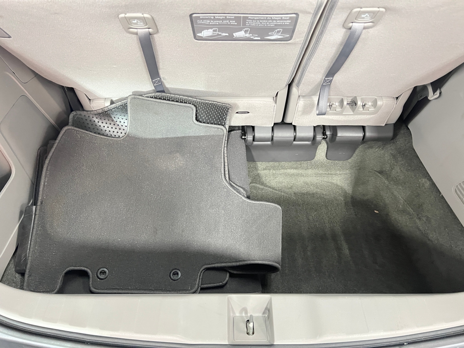 Thumbnail: 2017 Honda Odyssey - 6