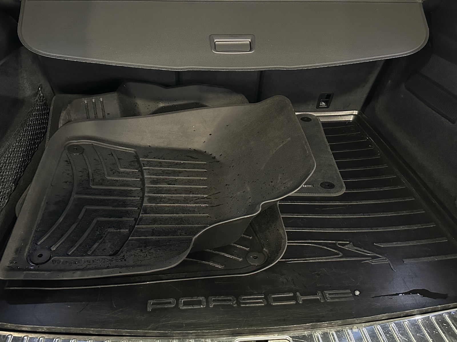 Thumbnail: 2020 Porsche Cayenne - 6