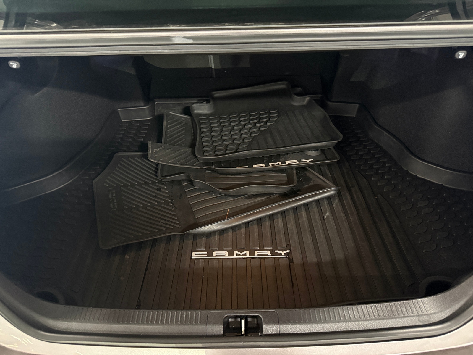 Thumbnail: 2020 Toyota Camry - 6