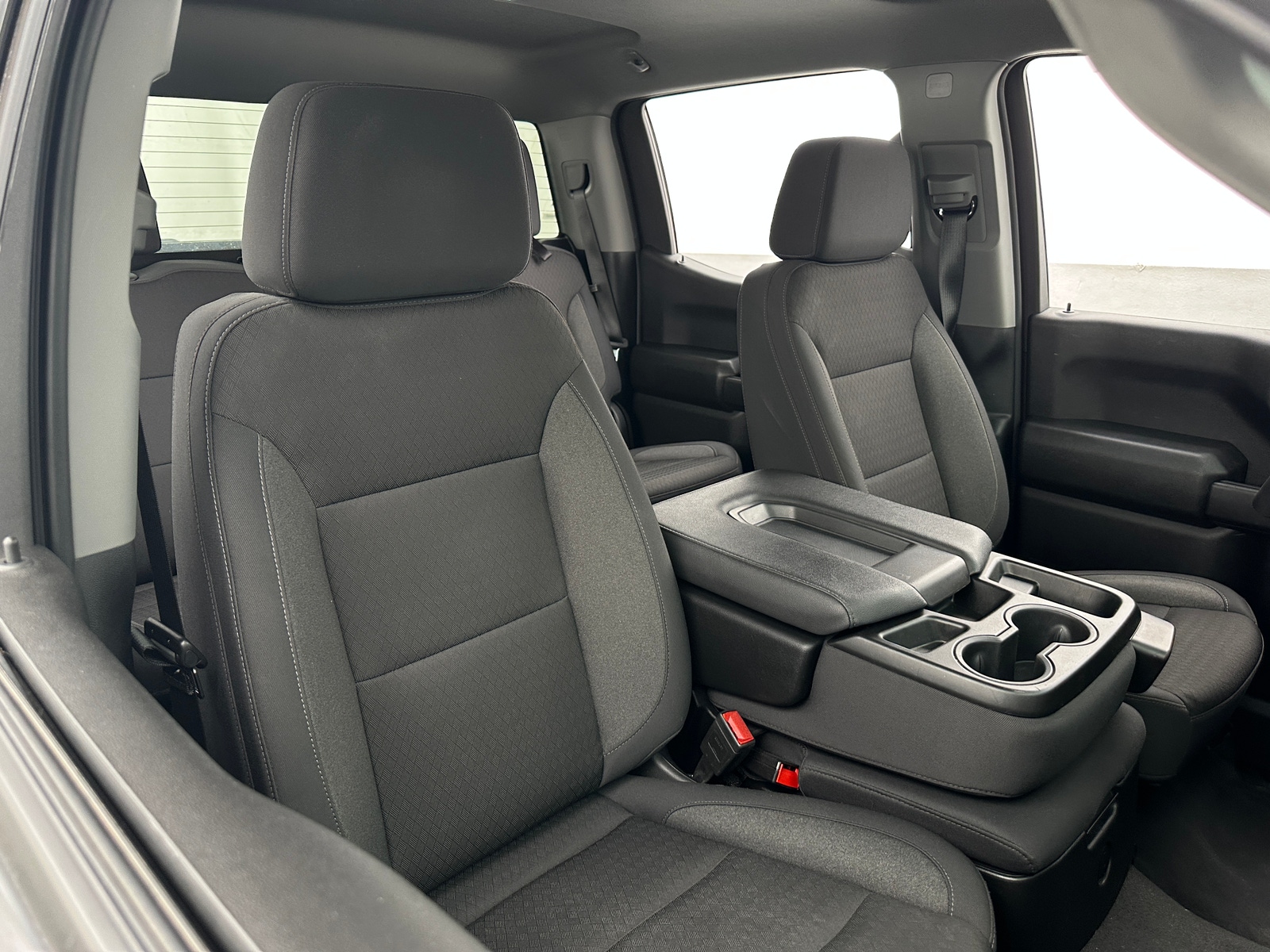 Thumbnail: 2025 Chevrolet Silverado 1500 - 2