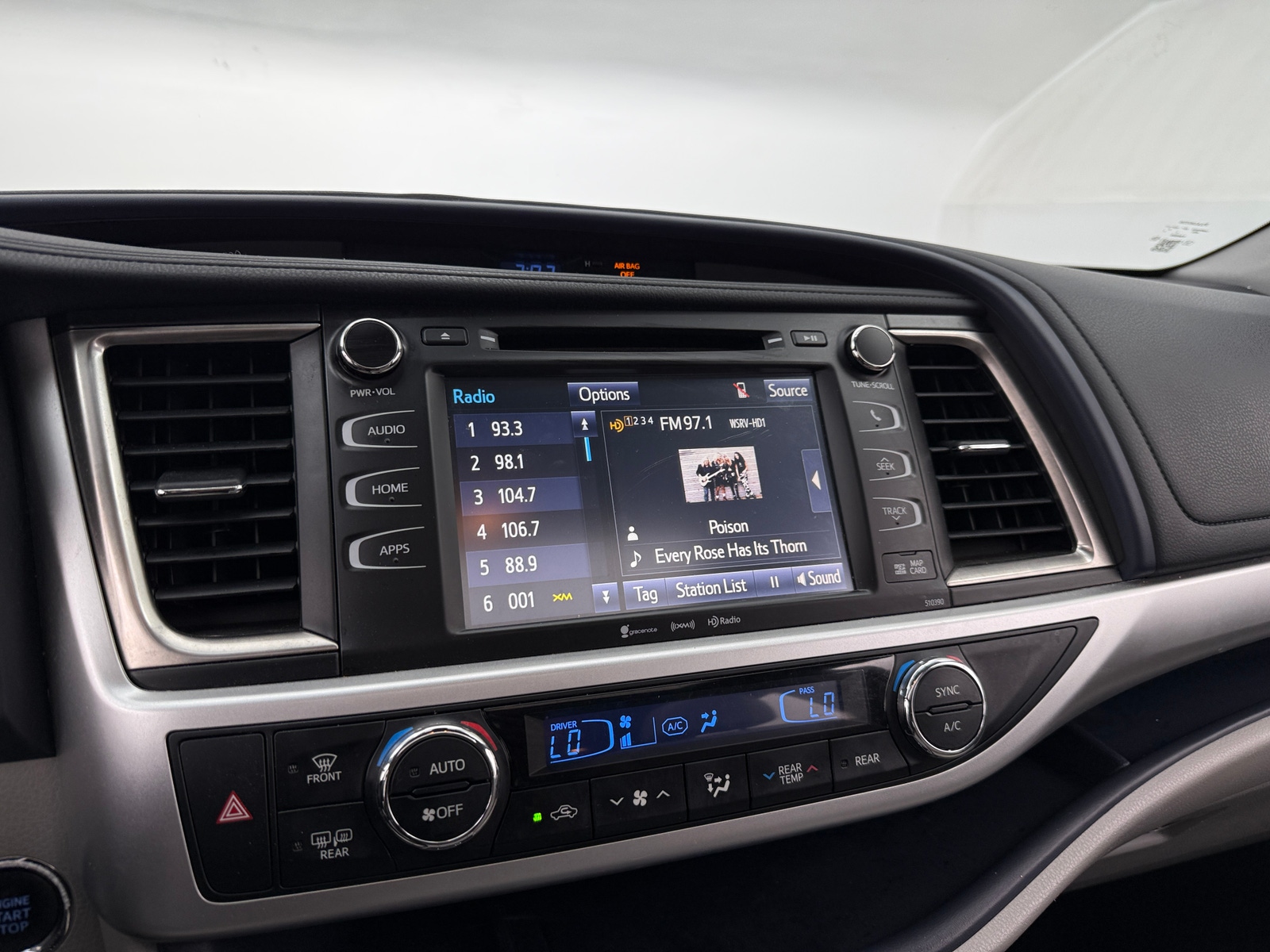 Thumbnail: 2019 Toyota Highlander - 3