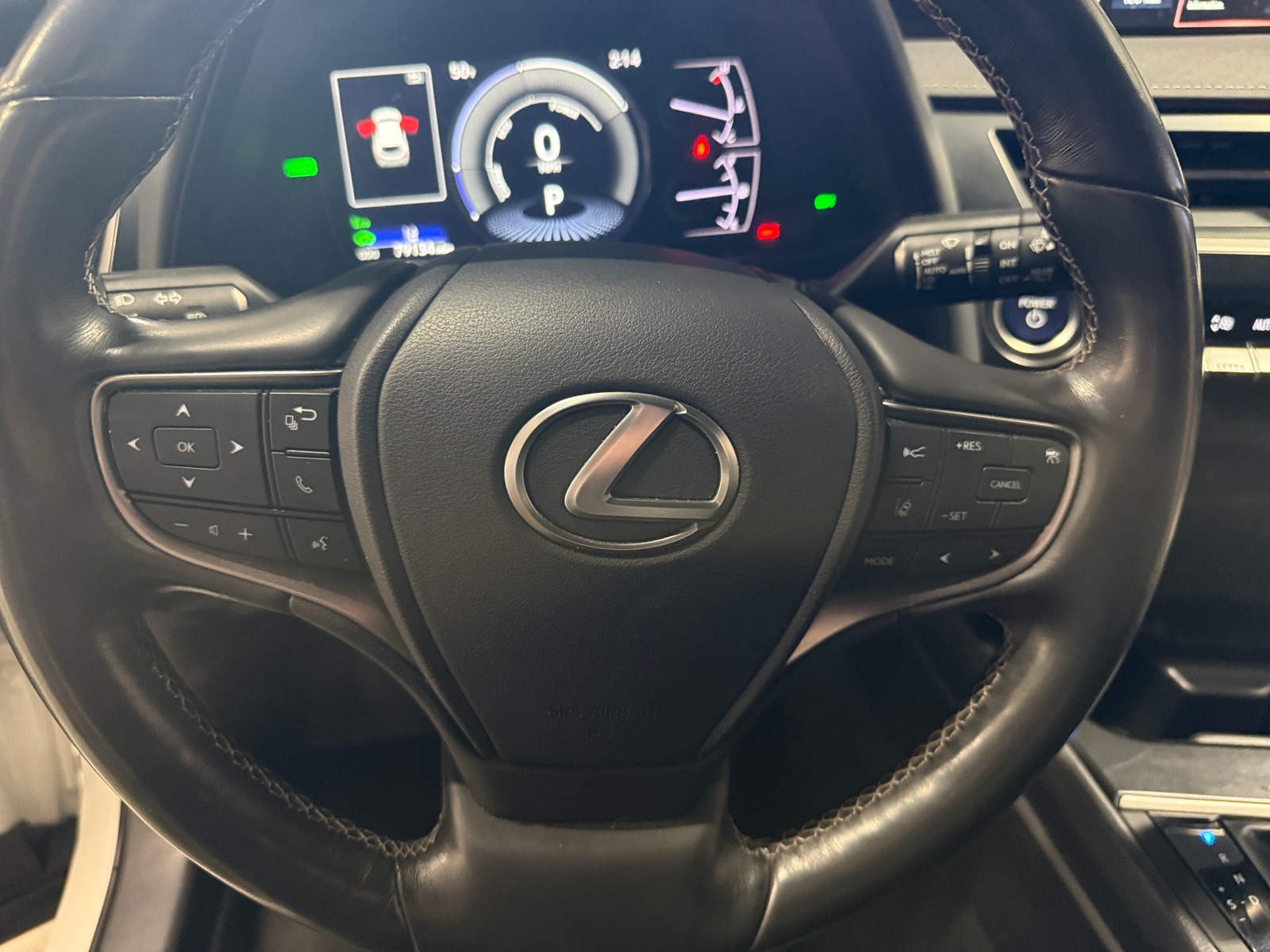 Thumbnail: 2020 Lexus UX - 4