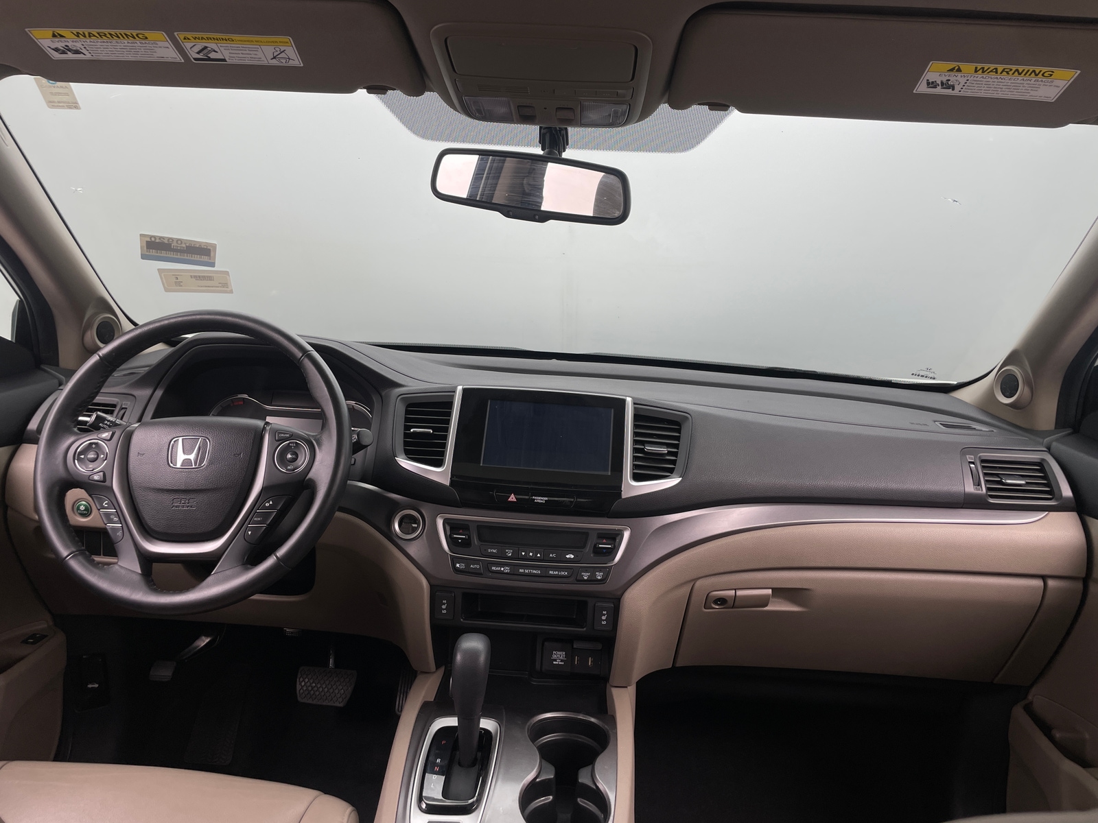 Thumbnail: 2017 Honda Pilot - 2