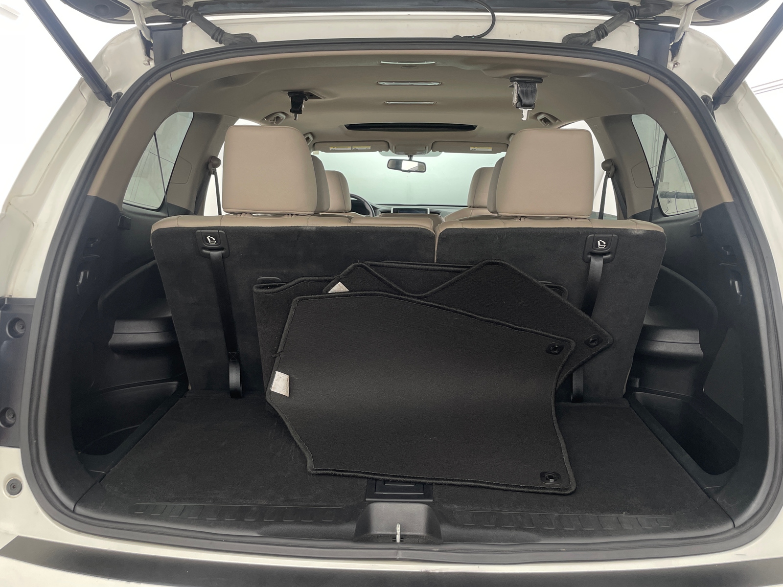 Thumbnail: 2017 Honda Pilot - 6