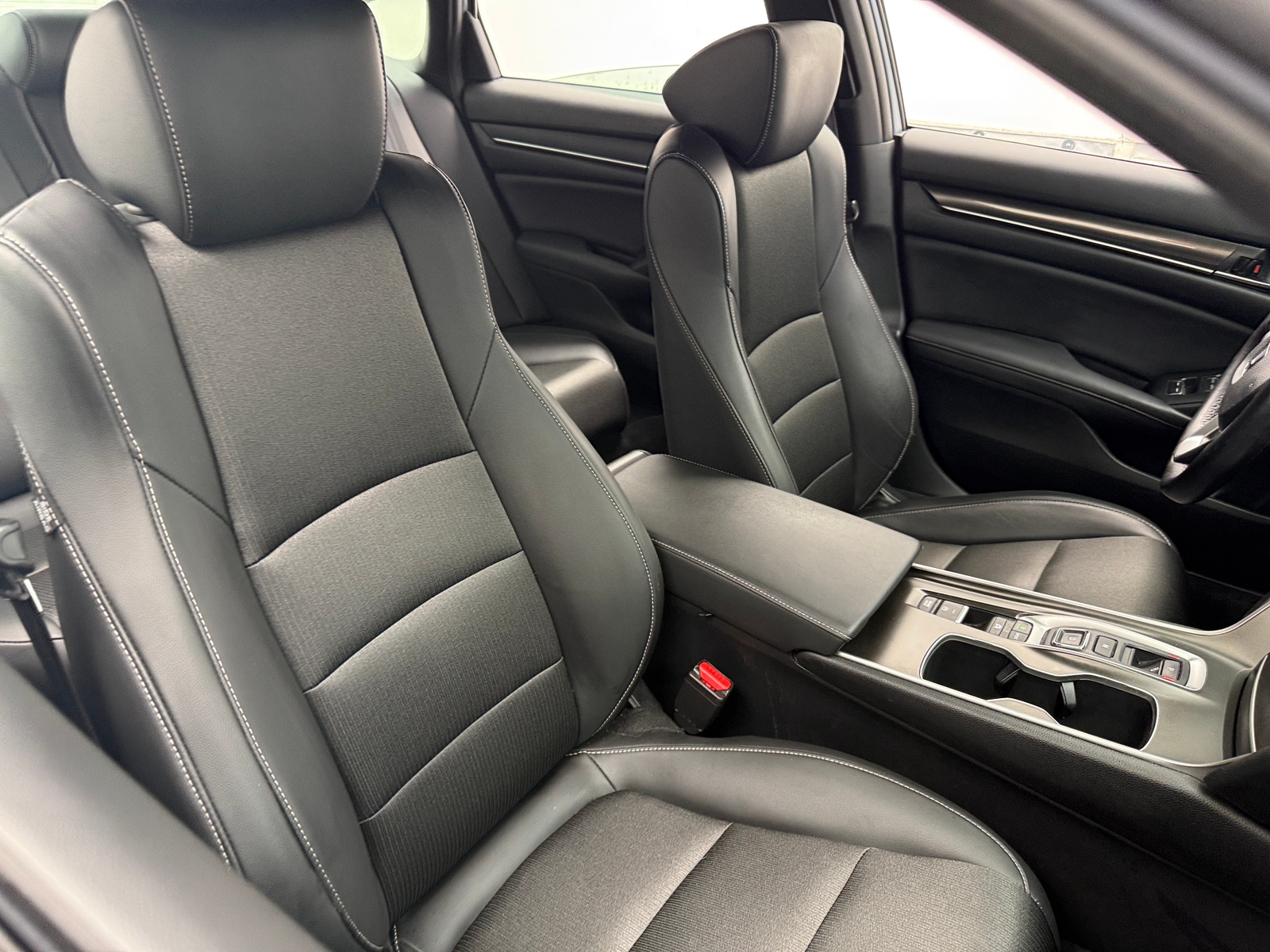 Thumbnail: 2022 Honda Accord - 2